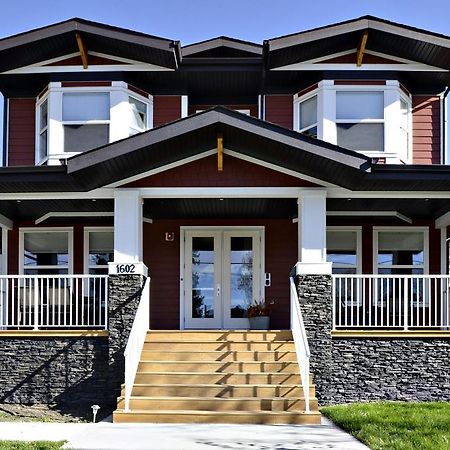 Novel Bed And Breakfast YYC Exterior foto