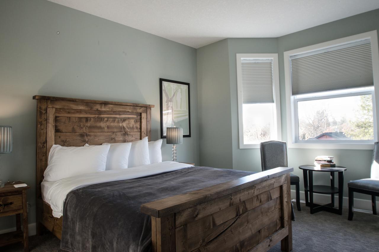 Novel Bed And Breakfast YYC Exterior foto